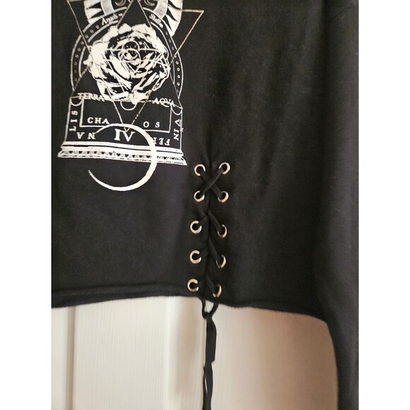 Hot Topic Sweater Womens Medium M Long Sleeve Astrology Crop Chaos IV Knit Black - Picture 2 of 3